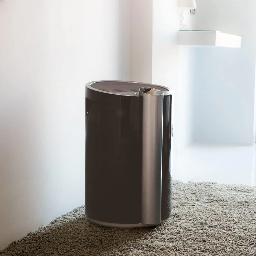 El Cecotec BigDry 9000 en una habitación luminosa